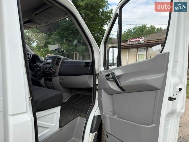 Білий Мерседес Sprinter, об'ємом двигуна 2.14 л та пробігом 280 тис. км за 13490 $, фото 20 на Automoto.ua