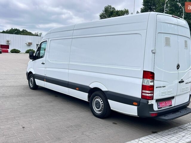 Белый Мерседес Sprinter, объемом двигателя 3 л и пробегом 307 тыс. км за 29750 $, фото 8 на Automoto.ua