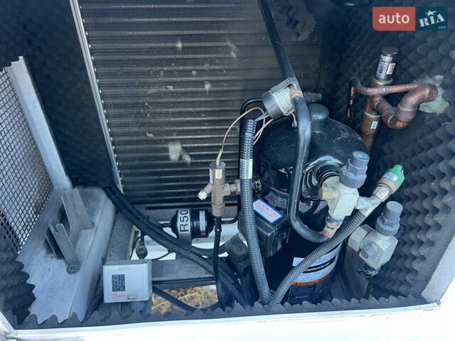 Белый Мерседес Sprinter, объемом двигателя 0 л и пробегом 248 тыс. км за 21800 $, фото 14 на Automoto.ua