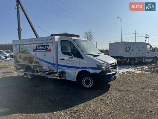 Белый Мерседес Sprinter, объемом двигателя 2.1 л и пробегом 297 тыс. км за 21900 $, фото 1 на Automoto.ua