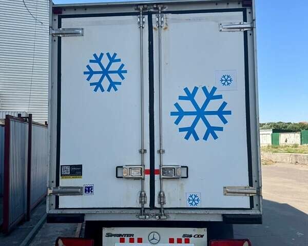 Белый Мерседес Sprinter, объемом двигателя 2.1 л и пробегом 308 тыс. км за 20999 $, фото 5 на Automoto.ua