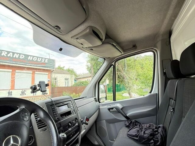 Білий Мерседес Sprinter, об'ємом двигуна 2.14 л та пробігом 280 тис. км за 13490 $, фото 18 на Automoto.ua
