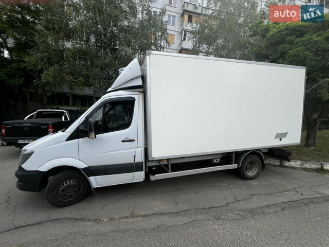 Белый Мерседес Sprinter, объемом двигателя 2.1 л и пробегом 260 тыс. км за 17000 $, фото 4 на Automoto.ua
