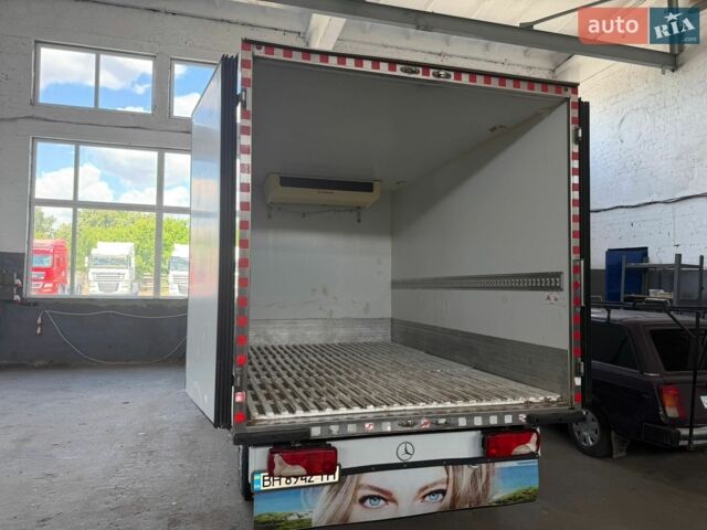 Белый Мерседес Sprinter, объемом двигателя 2.14 л и пробегом 250 тыс. км за 18500 $, фото 5 на Automoto.ua