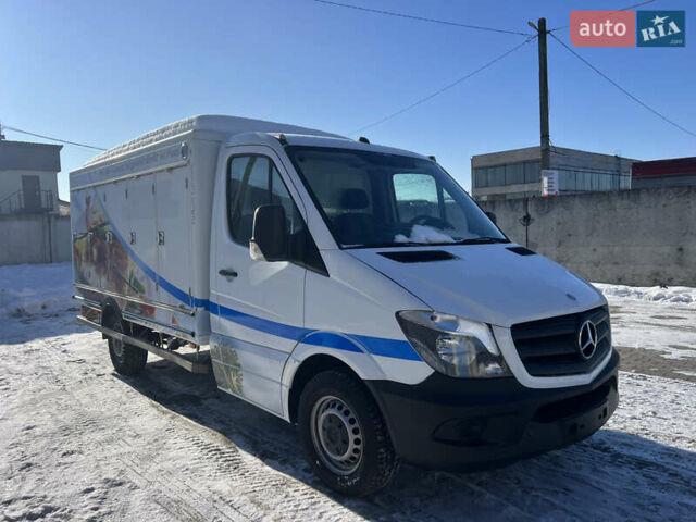 Белый Мерседес Sprinter, объемом двигателя 2.2 л и пробегом 302 тыс. км за 22300 $, фото 3 на Automoto.ua