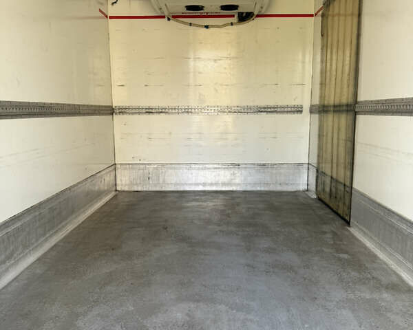 Белый Мерседес Sprinter, объемом двигателя 2.14 л и пробегом 359 тыс. км за 18700 $, фото 21 на Automoto.ua