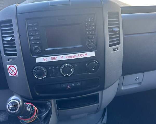 Білий Мерседес Sprinter, об'ємом двигуна 2.2 л та пробігом 25 тис. км за 19300 $, фото 10 на Automoto.ua