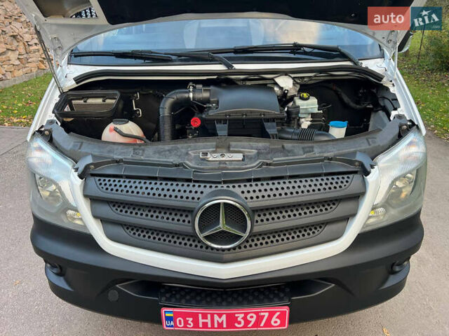 Белый Мерседес Sprinter, объемом двигателя 0 л и пробегом 248 тыс. км за 20700 $, фото 21 на Automoto.ua