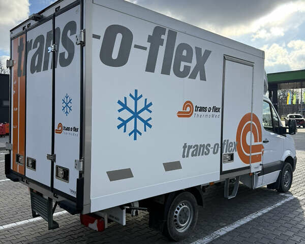 Белый Мерседес Sprinter, объемом двигателя 2.14 л и пробегом 359 тыс. км за 18700 $, фото 4 на Automoto.ua