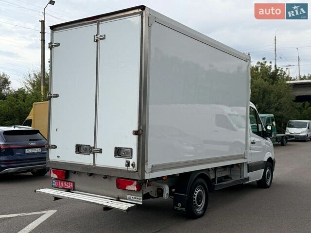Белый Мерседес Sprinter, объемом двигателя 2.2 л и пробегом 274 тыс. км за 20600 $, фото 7 на Automoto.ua