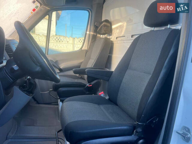 Белый Мерседес Sprinter, объемом двигателя 0 л и пробегом 248 тыс. км за 21800 $, фото 10 на Automoto.ua