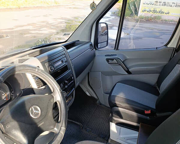 Білий Мерседес Sprinter, об'ємом двигуна 2.14 л та пробігом 380 тис. км за 11500 $, фото 15 на Automoto.ua
