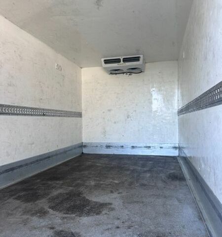 Білий Мерседес Sprinter, об'ємом двигуна 2.2 л та пробігом 25 тис. км за 19300 $, фото 15 на Automoto.ua