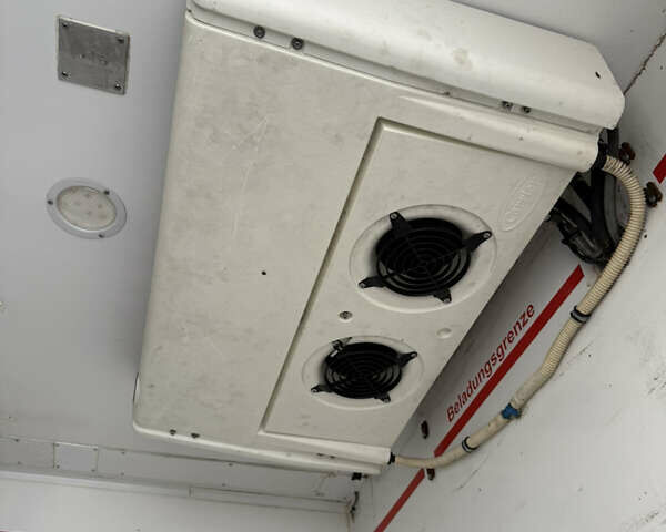 Белый Мерседес Sprinter, объемом двигателя 2.14 л и пробегом 359 тыс. км за 18700 $, фото 23 на Automoto.ua