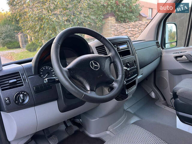 Белый Мерседес Sprinter, объемом двигателя 0 л и пробегом 248 тыс. км за 20700 $, фото 14 на Automoto.ua
