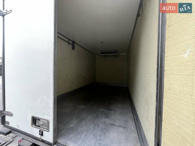 Белый Мерседес Sprinter, объемом двигателя 2.1 л и пробегом 260 тыс. км за 17000 $, фото 5 на Automoto.ua