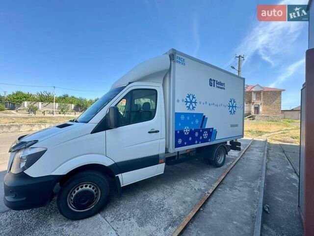 Белый Мерседес Sprinter, объемом двигателя 2.1 л и пробегом 308 тыс. км за 20999 $, фото 2 на Automoto.ua