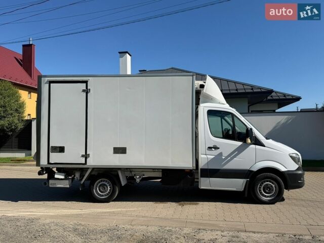 Белый Мерседес Sprinter, объемом двигателя 0 л и пробегом 353 тыс. км за 15900 $, фото 2 на Automoto.ua
