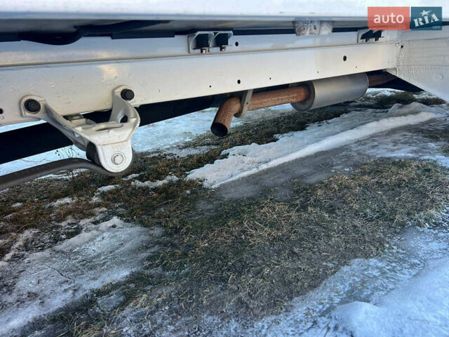 Белый Мерседес Sprinter, объемом двигателя 0 л и пробегом 248 тыс. км за 21800 $, фото 7 на Automoto.ua