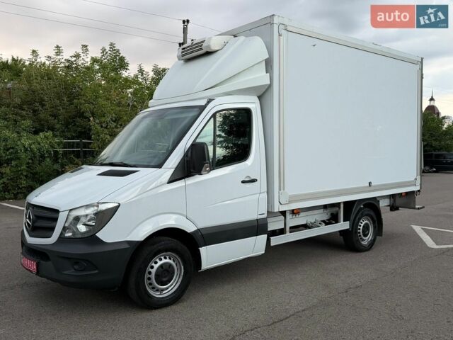 Белый Мерседес Sprinter, объемом двигателя 2.2 л и пробегом 274 тыс. км за 20600 $, фото 3 на Automoto.ua