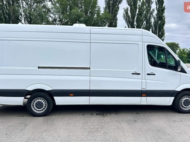 Белый Мерседес Sprinter, объемом двигателя 3 л и пробегом 307 тыс. км за 29750 $, фото 7 на Automoto.ua
