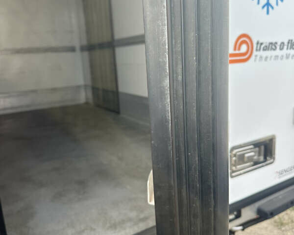 Білий Мерседес Sprinter, об'ємом двигуна 2.2 л та пробігом 359 тис. км за 21500 $, фото 27 на Automoto.ua