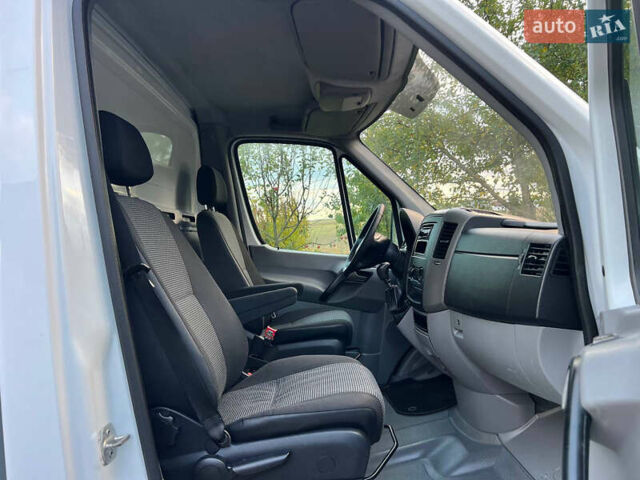 Белый Мерседес Sprinter, объемом двигателя 0 л и пробегом 248 тыс. км за 20700 $, фото 16 на Automoto.ua