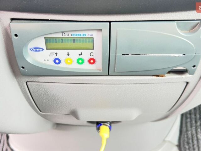 Білий Мерседес Sprinter, об'ємом двигуна 3 л та пробігом 307 тис. км за 29750 $, фото 37 на Automoto.ua