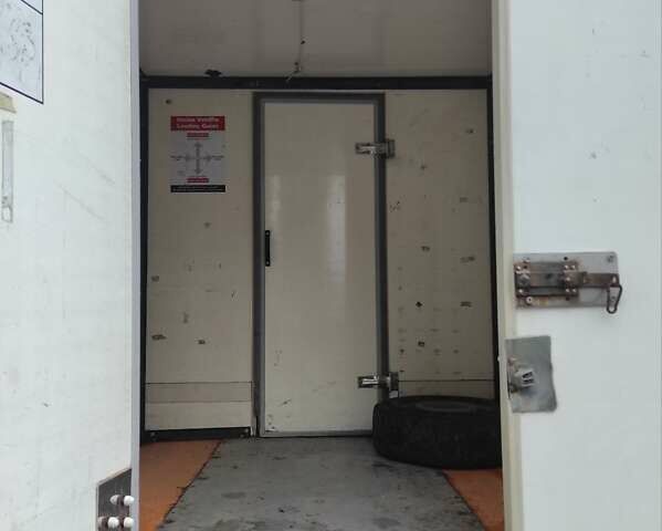 Белый Мерседес Sprinter, объемом двигателя 2.1 л и пробегом 354 тыс. км за 13200 $, фото 9 на Automoto.ua