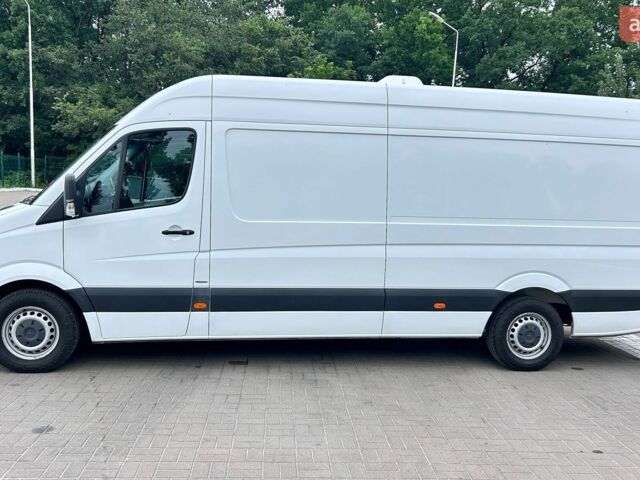Белый Мерседес Sprinter, объемом двигателя 3 л и пробегом 307 тыс. км за 29750 $, фото 4 на Automoto.ua