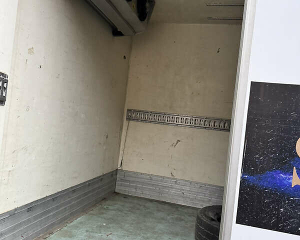 Белый Мерседес Sprinter, объемом двигателя 2.14 л и пробегом 260 тыс. км за 17000 $, фото 9 на Automoto.ua