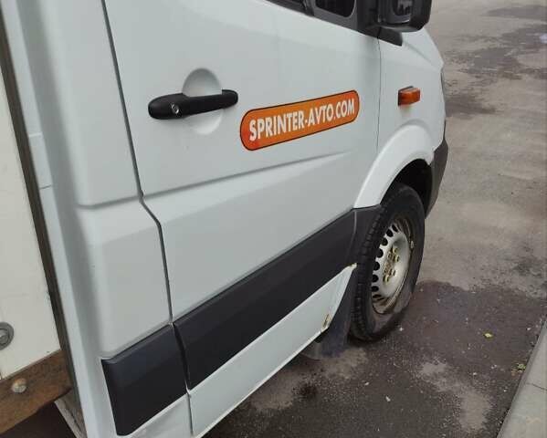 Белый Мерседес Sprinter, объемом двигателя 2.1 л и пробегом 354 тыс. км за 13200 $, фото 11 на Automoto.ua
