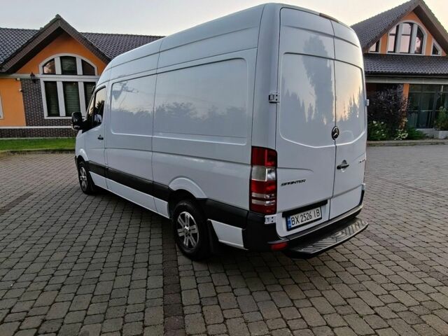 Белый Мерседес Sprinter, объемом двигателя 2.1 л и пробегом 1 тыс. км за 22900 $, фото 4 на Automoto.ua