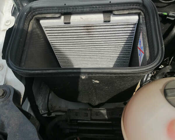 Белый Мерседес Sprinter, объемом двигателя 2.1 л и пробегом 259 тыс. км за 16500 $, фото 23 на Automoto.ua