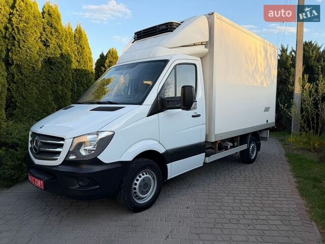 Белый Мерседес Sprinter, объемом двигателя 2.2 л и пробегом 215 тыс. км за 18800 $, фото 5 на Automoto.ua