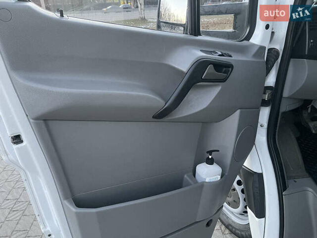 Белый Мерседес Sprinter, объемом двигателя 3 л и пробегом 200 тыс. км за 22000 $, фото 15 на Automoto.ua