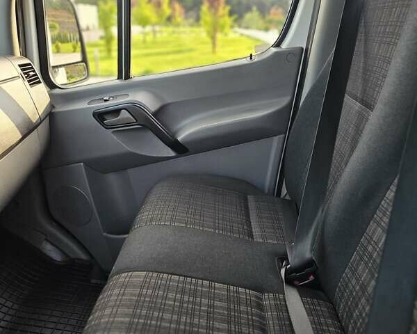 Білий Мерседес Sprinter, об'ємом двигуна 2.14 л та пробігом 274 тис. км за 16900 $, фото 10 на Automoto.ua