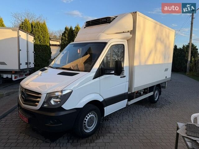 Белый Мерседес Sprinter, объемом двигателя 2.2 л и пробегом 215 тыс. км за 18800 $, фото 10 на Automoto.ua