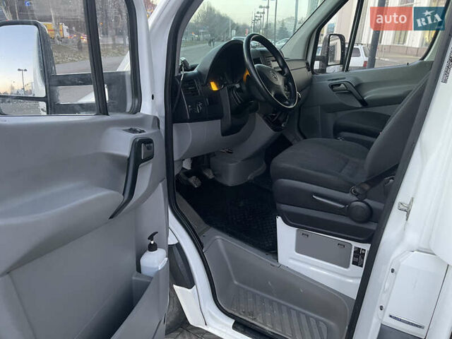 Белый Мерседес Sprinter, объемом двигателя 3 л и пробегом 200 тыс. км за 19500 $, фото 14 на Automoto.ua