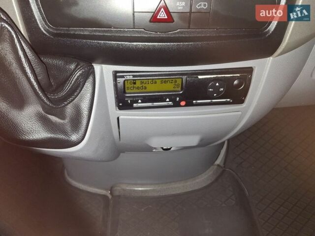 Белый Мерседес Sprinter, объемом двигателя 3 л и пробегом 312 тыс. км за 28900 $, фото 14 на Automoto.ua