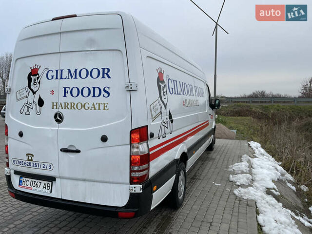 Белый Мерседес Sprinter, объемом двигателя 2.14 л и пробегом 406 тыс. км за 10000 $, фото 3 на Automoto.ua