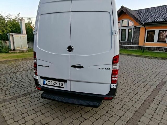Белый Мерседес Sprinter, объемом двигателя 2.1 л и пробегом 1 тыс. км за 22900 $, фото 3 на Automoto.ua