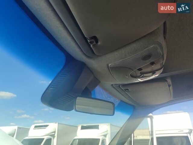 Белый Мерседес Sprinter, объемом двигателя 3 л и пробегом 255 тыс. км за 29900 $, фото 28 на Automoto.ua