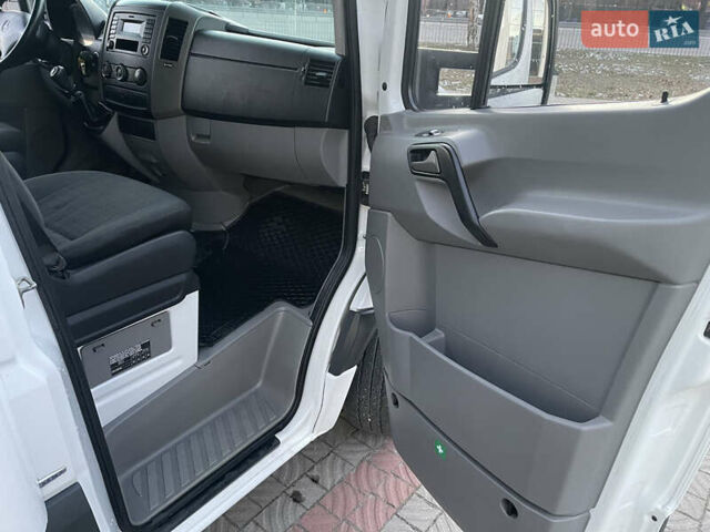 Белый Мерседес Sprinter, объемом двигателя 3 л и пробегом 200 тыс. км за 19500 $, фото 16 на Automoto.ua