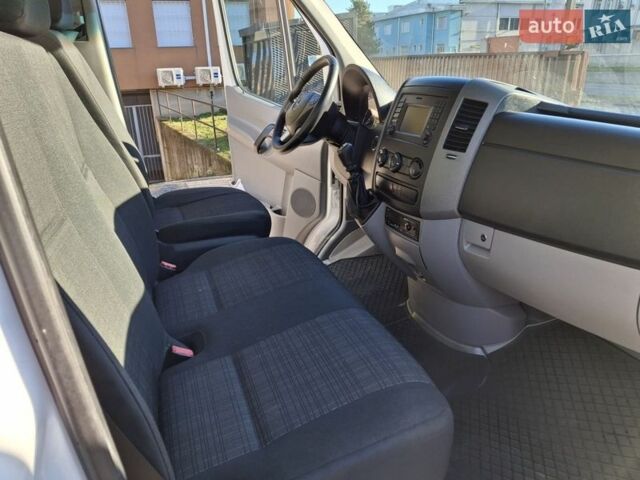 Белый Мерседес Sprinter, объемом двигателя 3 л и пробегом 312 тыс. км за 28900 $, фото 10 на Automoto.ua