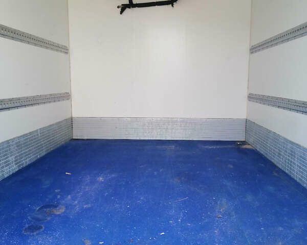 Белый Мерседес Sprinter, объемом двигателя 2.1 л и пробегом 259 тыс. км за 16500 $, фото 13 на Automoto.ua