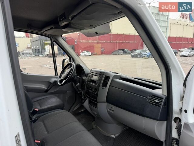 Білий Мерседес Sprinter, об'ємом двигуна 2.1 л та пробігом 375 тис. км за 12900 $, фото 7 на Automoto.ua