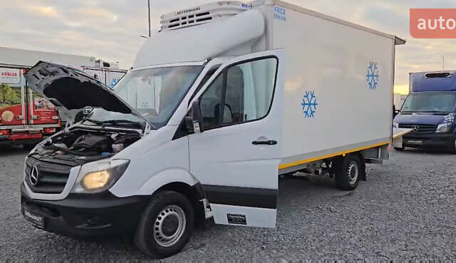Белый Мерседес Sprinter, объемом двигателя 2.14 л и пробегом 195 тыс. км за 22600 $, фото 6 на Automoto.ua