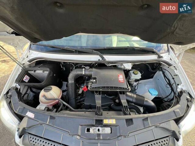 Белый Мерседес Sprinter, объемом двигателя 2.2 л и пробегом 324 тыс. км за 13349 $, фото 17 на Automoto.ua