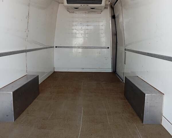 Белый Мерседес Sprinter, объемом двигателя 2.14 л и пробегом 650 тыс. км за 15000 $, фото 7 на Automoto.ua